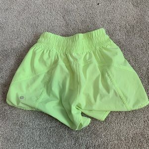 lulu lemon hotty hot shorts